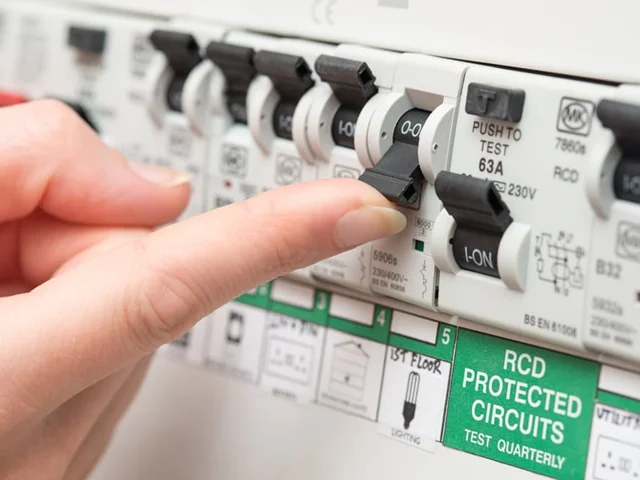 آیا استفاده از کلید RCD در تاسیسات الکتریکی اجباریست؟
